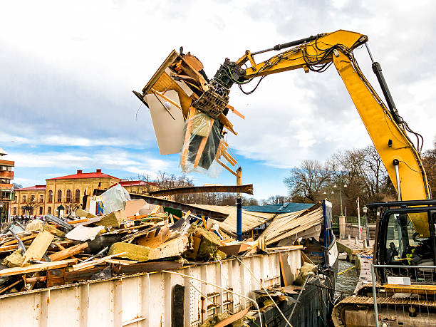 Best Garage Cleanout Services  in Siler City, NC